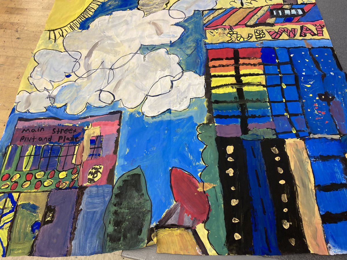 One of the paintings that families helped their 4th graders paint at Family Learning Day. Students chose to paint buildings in Bristol that were important to them :) @jrrusgrove <a href="/westbristolK8/">West Bristol School</a>