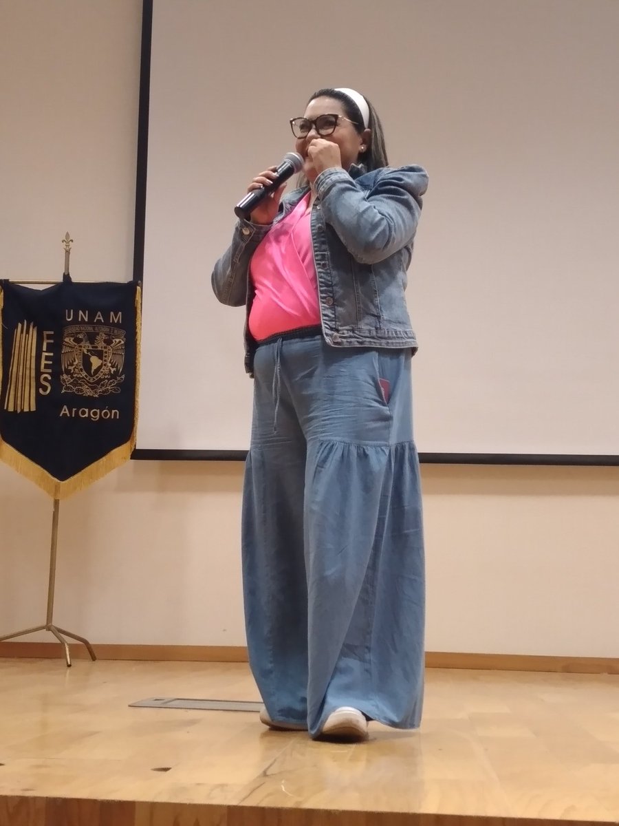 Ana Meza tweet media