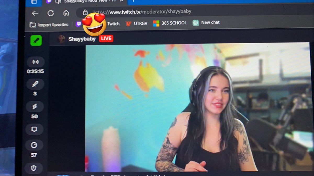 lilrebeldlc's tweet photo. GETTING MOD IN MY FAV STRIMMER CHAT @shaynababyyy #ModAbuse https://t.co/qgEigUKW0k
