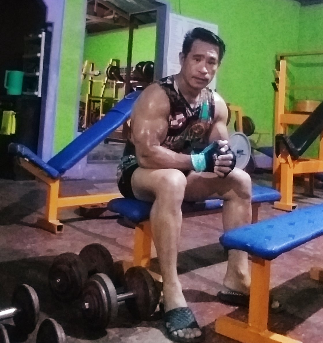 PilloDexter's tweet photo. #FitnessMotivation #🔥🔥 https://t.co/IQQenA0yio