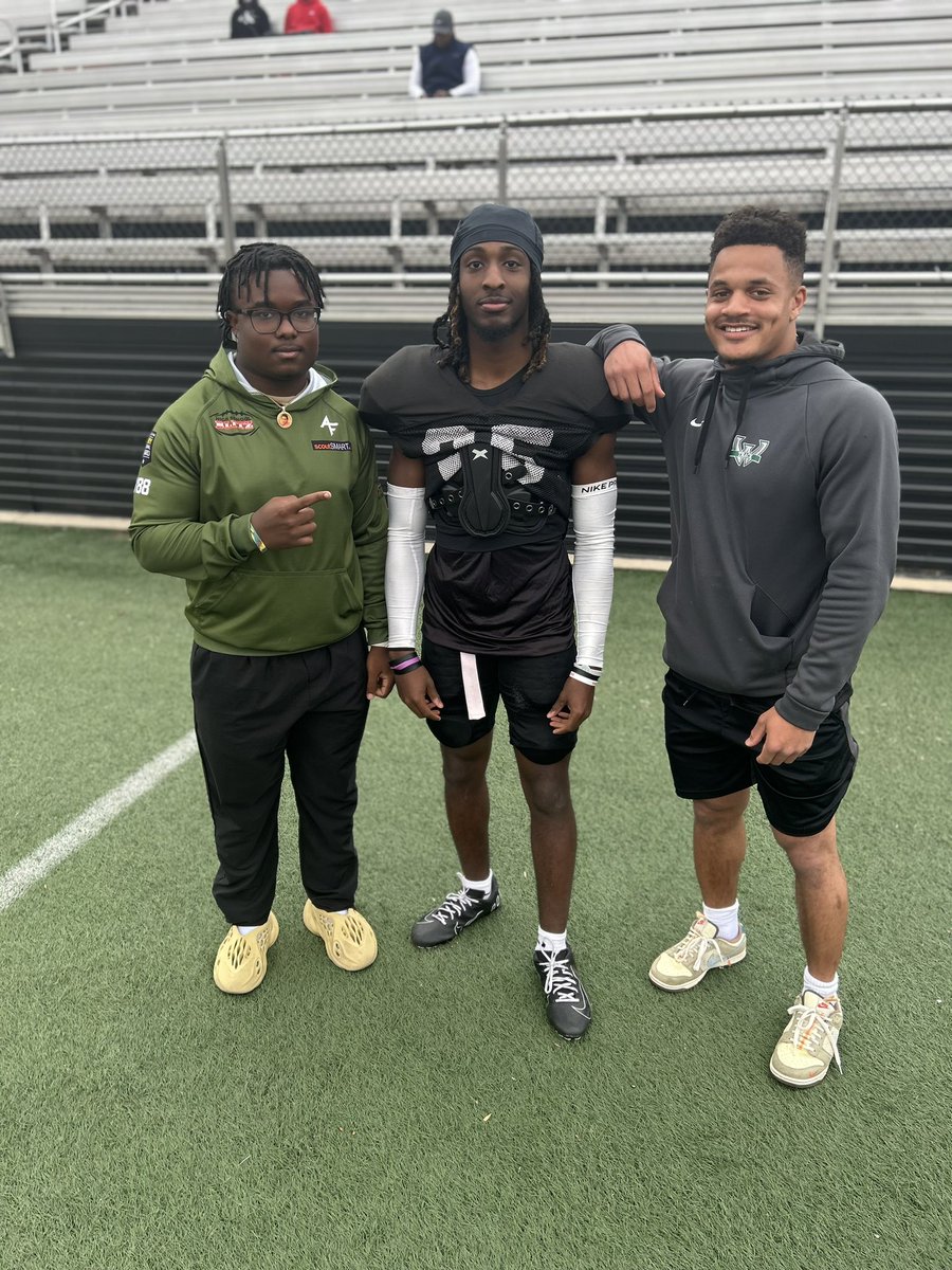 Had a great time at North Greenville Junior day today! Hope to be back soon. ❤️
@CoachJack_W 
<a href="/CoachTyYoung/">Ty Young</a> 
<a href="/CoachSibert/">Tydles Sibert</a> 
<a href="/CoachBurnette19/">Brooks Burnette</a> 
<a href="/CoachEFord5/">Coach Ford</a>