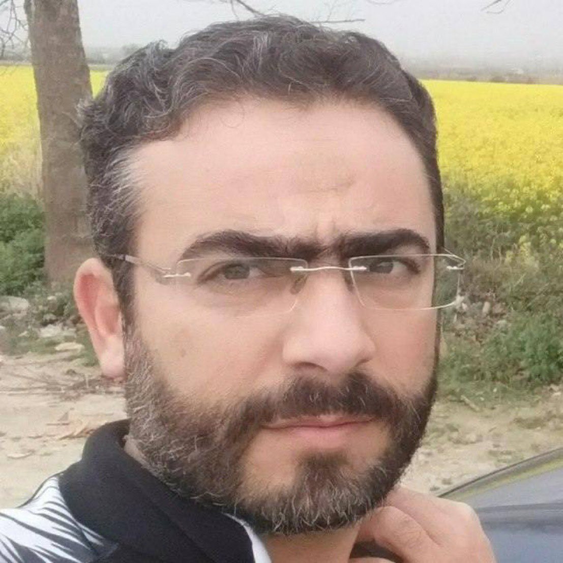 pouriazeraati's tweet photo. مصطفی عبدی، ساکن شاندیز مشهد
قبلاً مسئول ستاد نماز جمعه بوده

#مهسا_امينی‌ 
#IRGCterrorists https://t.co/bBXVn6ZKWT