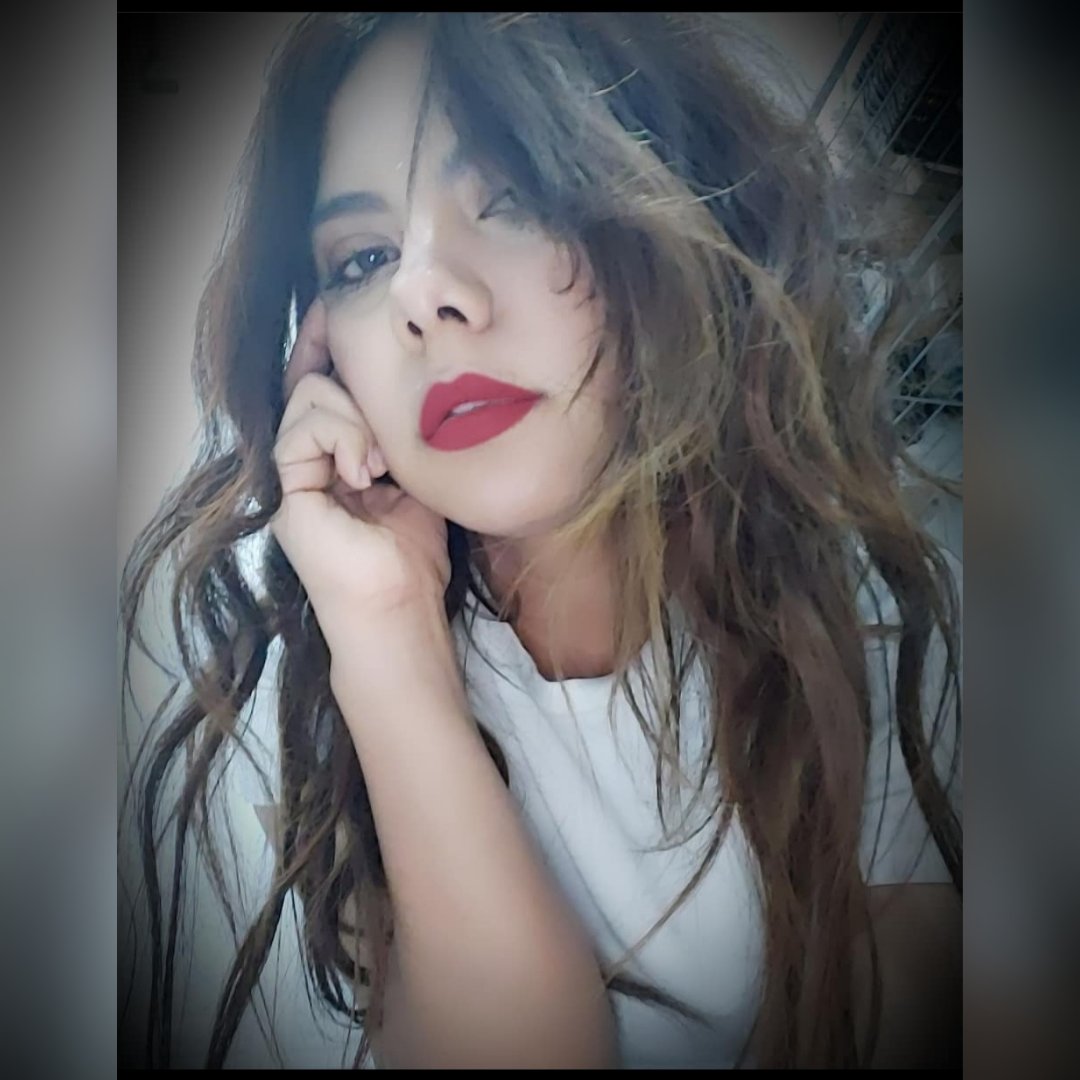 EstherSamme's tweet photo. #NuevaFotoDePerfil https://t.co/vpQp4M1aOh