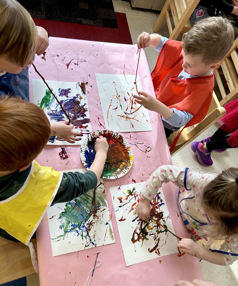 MrsZ_uccala's tweet image. Smudging, dropping, crinkling, wiping, blobbing, smearing, squeezing, and pushing just to name a few… yarn art allows students to focus on the process! “What happens if….?” #teachingforunderstanding @Hubbard_School