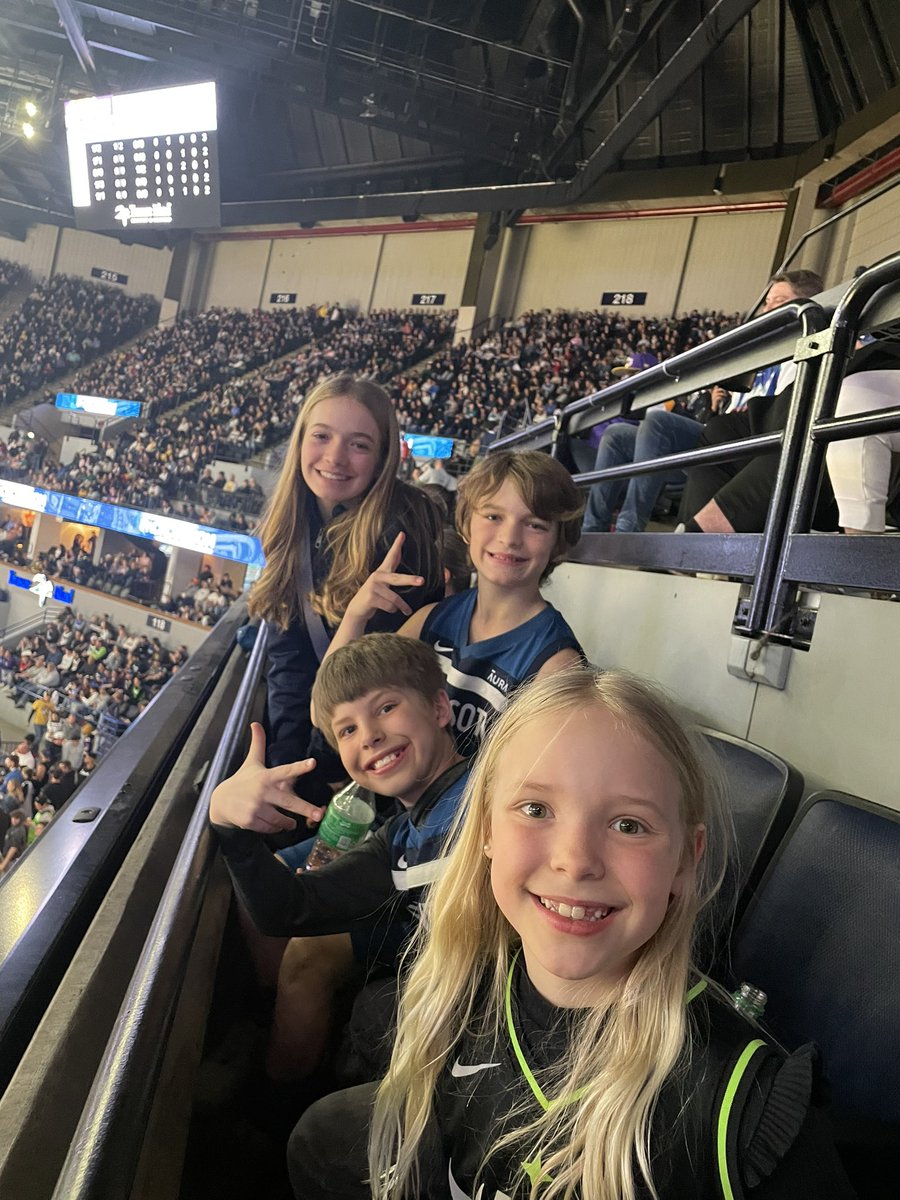 Let’s go wolves! #packpix
