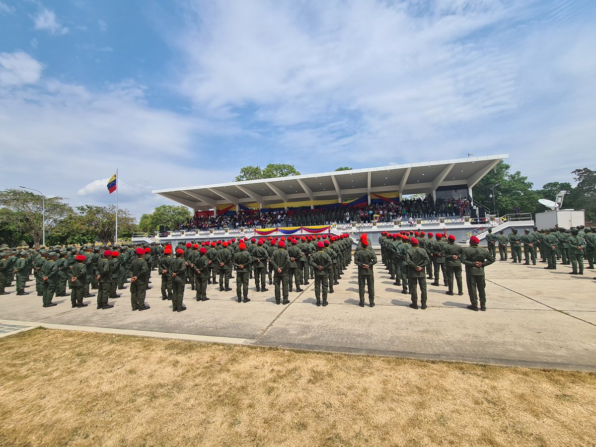 #31Mar|| Acto de Graduación del personal de Alumnos de la Promocion Mando 69 Bicentenario de la Batalla Naval del Lago de Maracaibo.