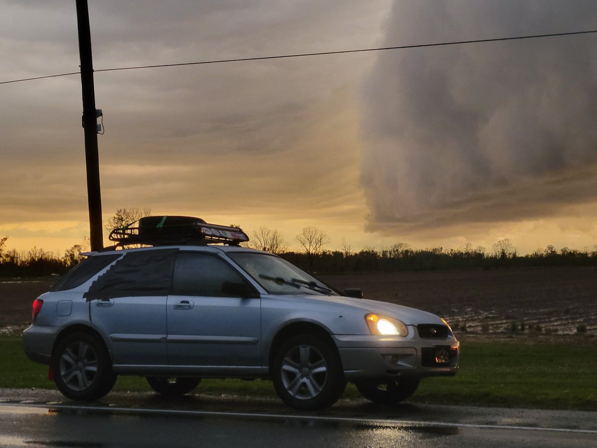 Honzie101's tweet photo. @EMoriartyWX Yea, it’s likely Comstock. This is what he/she drives. https://t.co/wNEycLnLHm