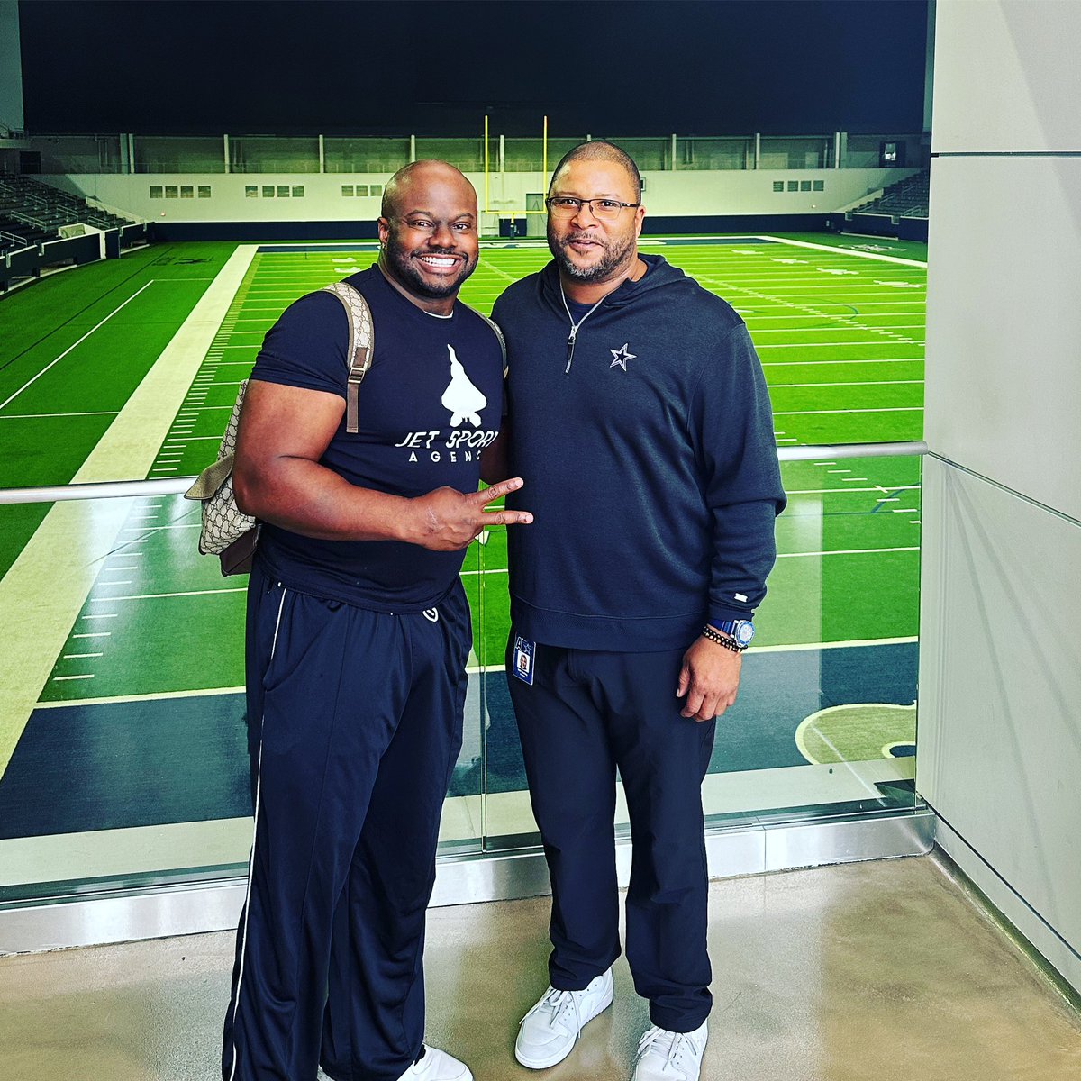 Johnny@JPT (@johnnyscoppell) on Twitter photo Dallas Day was fun! Seen some talent!
Good Catching up with my Guy @wbmcclay! (VP Player Personnel) Known each other for over 20 yrs! <When we were both young! 😂>
<a href="/titusroberson53/">Titus Roberson❗️</a> <a href="/TyreeRoberson7/">⭐️Tyree Roberson⭐️</a> <a href="/TyrellRobersonn/">Tyrell Roberson⭐️</a> <a href="/Wmcrice88/">Will McClay</a>
<a href="/TheMatt_V/">TheMatt_V</a> <a href="/coachjeffmills/">Jeff Mills</a> Dallas Day was fun! Seen some talent!
Good Catching up with my Guy @wbmcclay! (VP Player Personnel) Known each other for over 20 yrs! <When we were both young! 😂>
<a href="/titusroberson53/">Titus Roberson❗️</a> <a href="/TyreeRoberson7/">⭐️Tyree Roberson⭐️</a> <a href="/TyrellRobersonn/">Tyrell Roberson⭐️</a> <a href="/Wmcrice88/">Will McClay</a>
<a href="/TheMatt_V/">TheMatt_V</a> <a href="/coachjeffmills/">Jeff Mills</a>