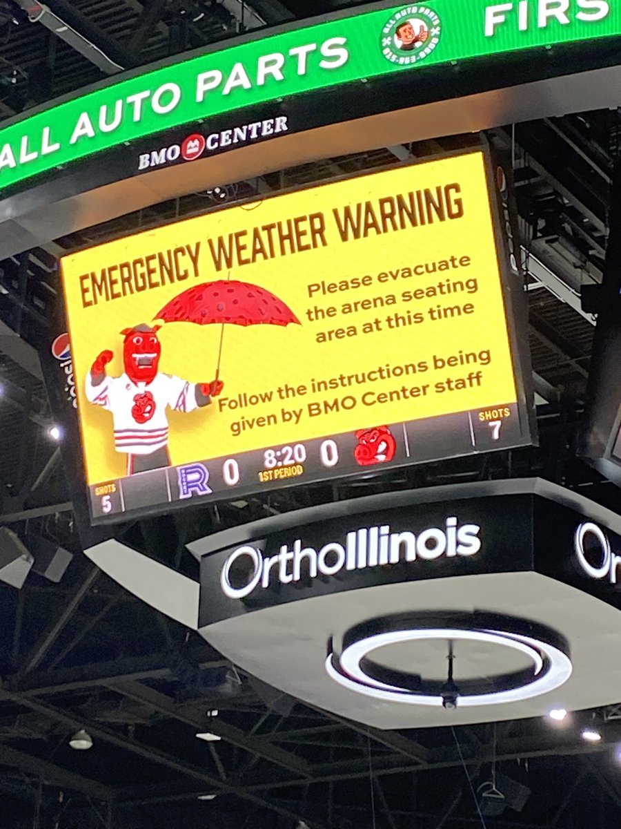 RocketLaval's tweet image. Notre match à Rockford est interrompu suite à un avertissement de tornade.

Our game in Rockford is interrupted due to a tornado warning.