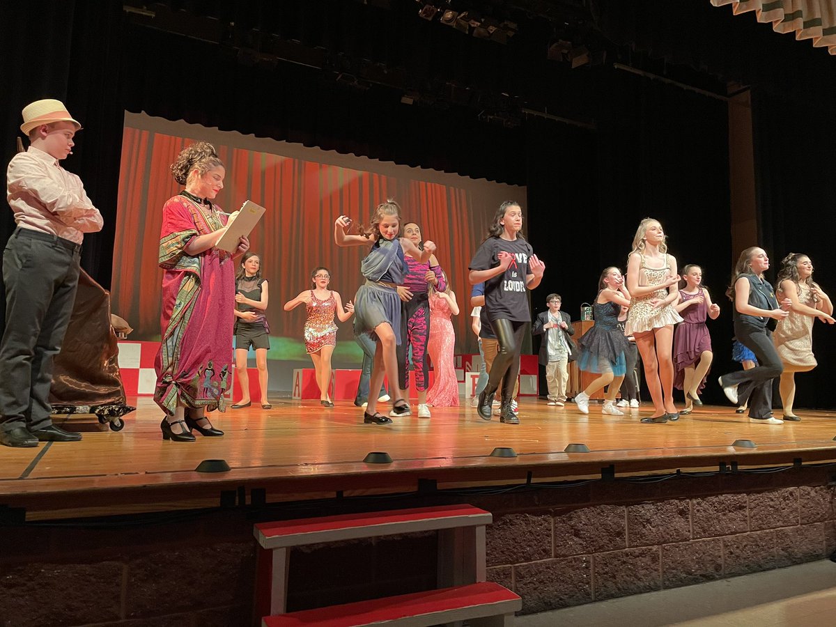 Excellent performance during Act 1 of <a href="/HowellTwpMSS/">Howell MS South</a> “High School Musical On Stage” Performance. Looking forward to Act 2 <a href="/hmssouthplayers/">howellsouthplayers</a>