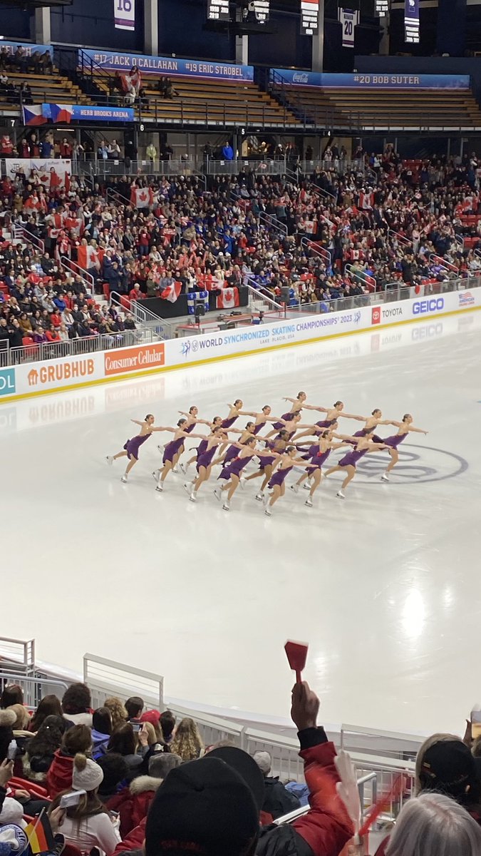 The reigning World champions <a href="/LesSupremes/">LesSupremes</a> have taken the ice! #WorldFigure