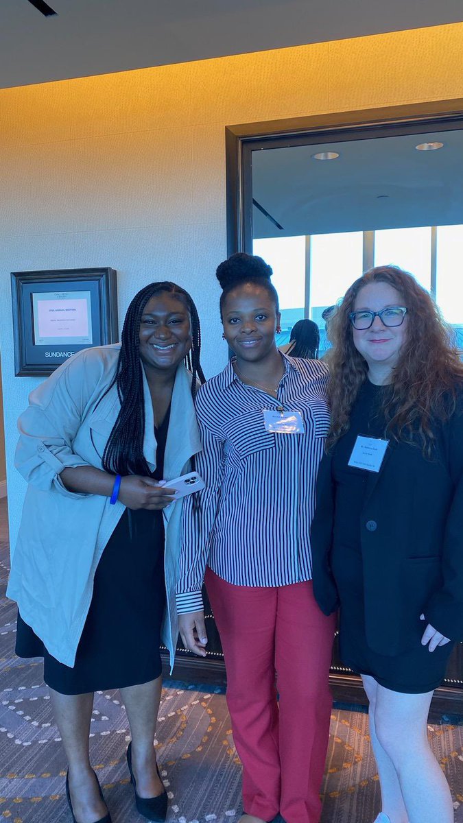 GabrielleNScott's tweet photo. Grateful to have my colleagues support at the 2023 SSSA conference #YAYus 😊 https://t.co/xMQ7mHDPST
