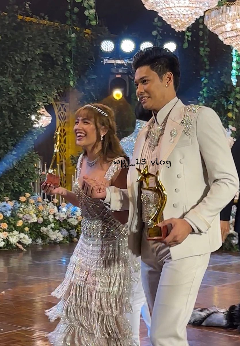 wcpetjr's tweet photo. OffCam Behind The Scene Videos #DonBelle #FranSeth #CiDrea #StarMagicProm2023
โก๏ธ https://t.co/SJ1pUNFYDD
โก๏ธ https://t.co/0REMTZNw4a
โก๏ธ https://t.co/kbN1gOz2qW
@donnypangilinan @bellemariano02 @imsethfedeIin @francinecarreld @iamandrea_b @_ricciiirivero https://t.co/N5oCajZUaU
