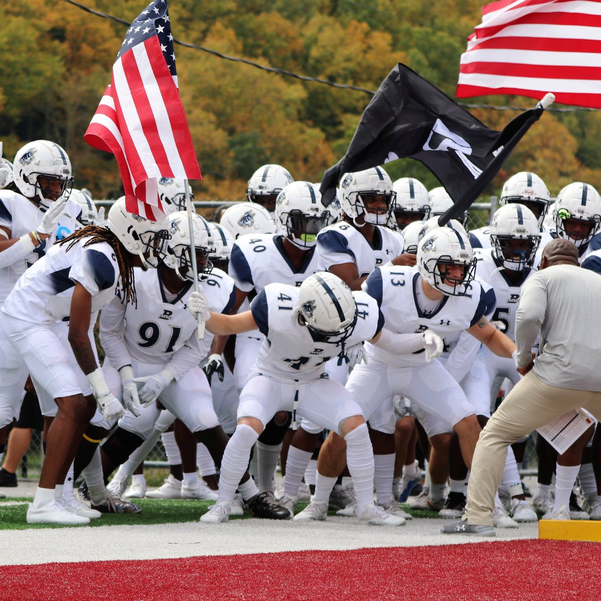 cdspazz's tweet photo. Blessed to receive an offer from Bluefield State University ! Thank you coach @BlfdState @BigBlue_FB @CoachJeffGerzog  @PapagoPumas @CoachBStro @CoachMarkWR @CoachCrafts @CoachRyanCooper @zcooper24 https://t.co/e5X9qideuQ