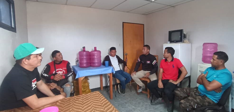 Desde Valle de la pascua municipio <a href="/Infante_MRT/">X OFICIAL MRT INFANTE</a>
la estructura política visito la Célula Estudiantil Universitaria con el fin de intercambiar saberes y experiencias sobre el planteamiento  consejista  en nuestras Universidades.
#MaximaConcienciaPopular
#ComunaYProducción