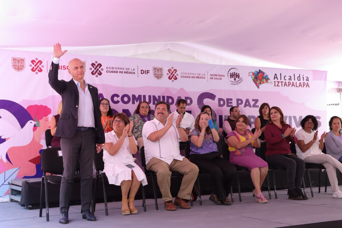 elconsejomx's tweet photo. Hoy se inauguró #COMPAZ en @Alc_Iztapalapa, un refugio para mujeres víctimas de violencia de género impulsado por @ClaraBrugadaM. Nuestro pdte. @guerrerochipres firmó el convenio de colaboración junto con representantes de @SeMujeresCDMX,@CONAVIM_MX,@SSaludCdMx y
@DIFCDMX https://t.co/0KRBBlM4Cm