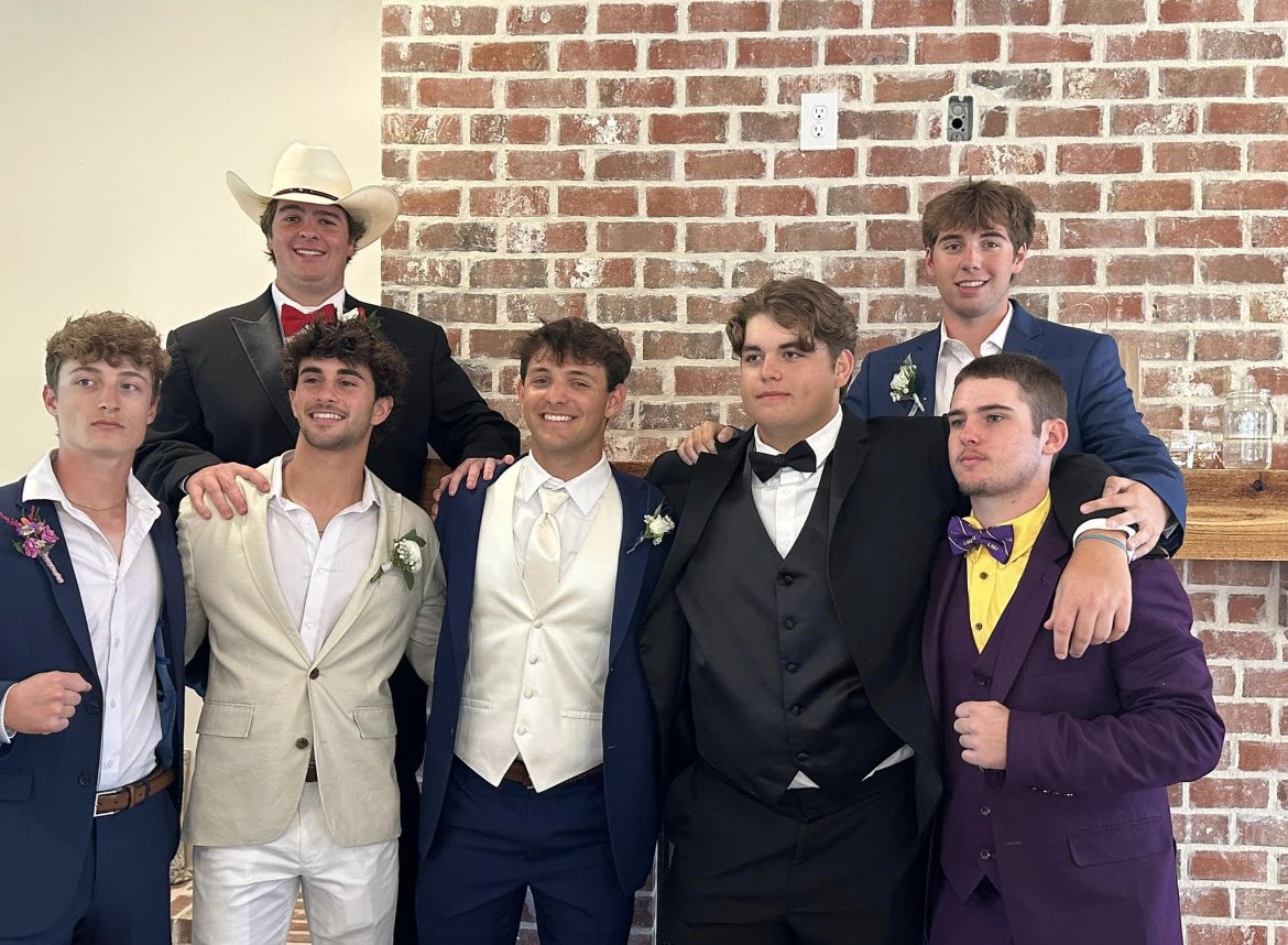 Pass Christian Baseball tweet media