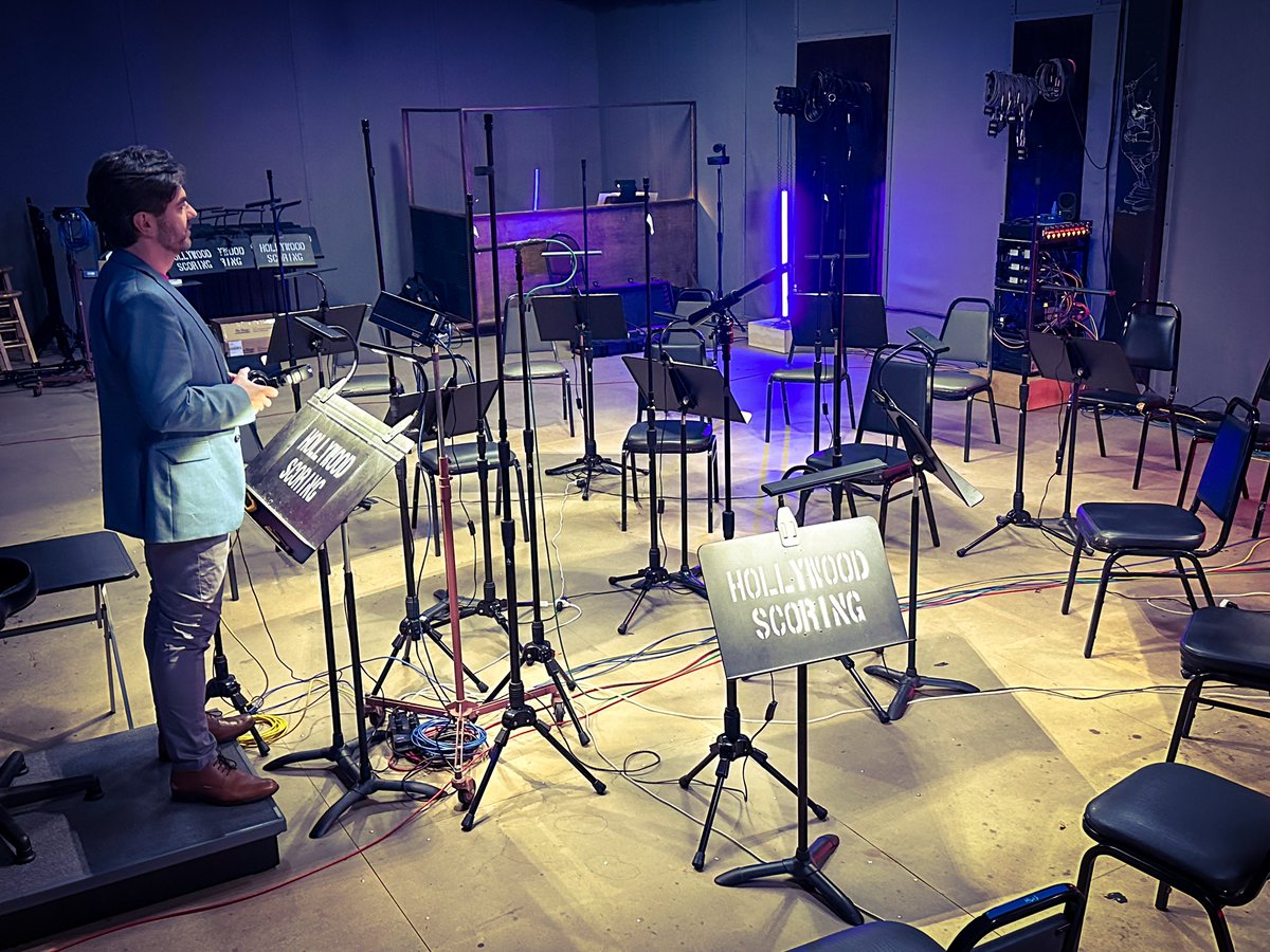 brenneisenmusic's tweet photo. There’s no place like home.
Much shenanigans @hwscoring with Noah Gladstone & Adam Michalak
#composer #scoringstage #musicforgames https://t.co/NtiqrpVi0H