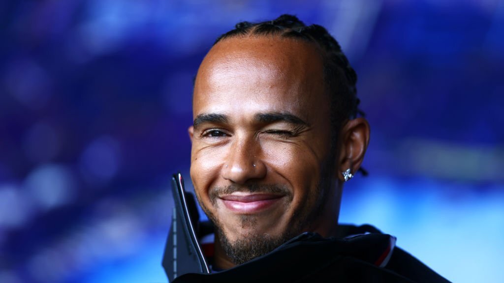 Sir Lewis Updates on Twitter "Lewis at the Fan Forum stage today 