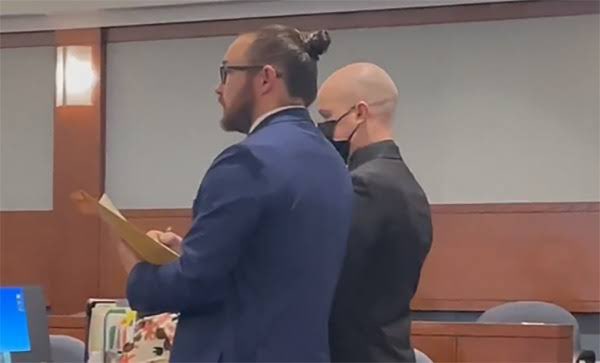 terf_surf's tweet photo. @AgingWhiteGay Right?
Like that dude Sam Brinton who parades as a woman for funsies but showed up in court dressed like a serious man in a suit 🙄 https://t.co/epOX1Hs1Zj