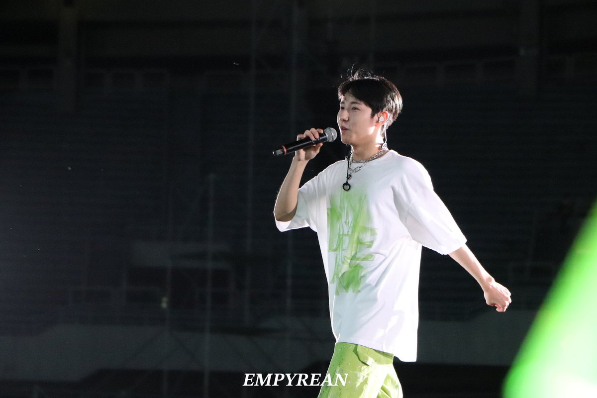 𝑬𝑴𝑷𝒀𝑹𝑬𝑨𝑵 tweet media