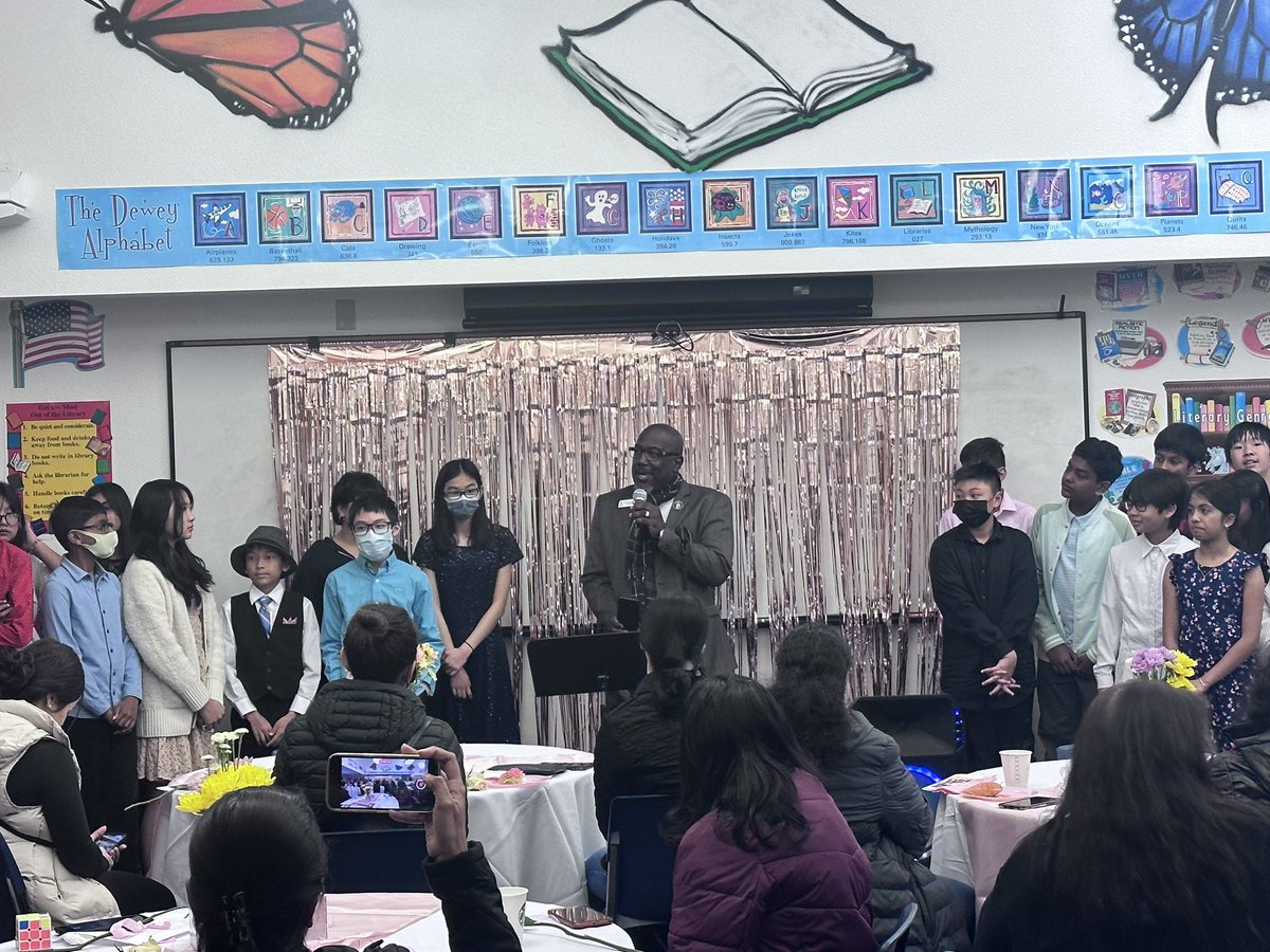 Carolyn Clark School tweet media