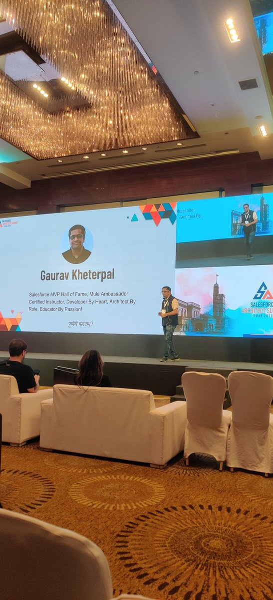 ASMGKR's tweet image. Fun, insightful and informative session on Solution Architecture by the amazing @gauravkheterpal sir. ♥️

#SFArchSummit23 #SAS23 @SFArchSummit