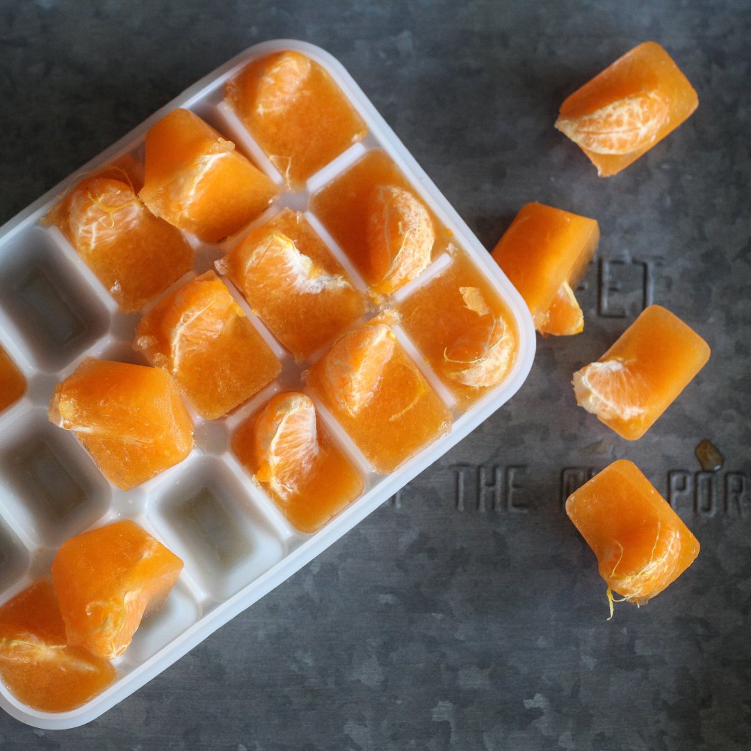 Add some extra zest and colour to your drinks by freezing mandarin juice and segments in your ice tray. 

#Mandarins #MandarinSnack #CitrusSnack #CitrusJoy #HandPicked