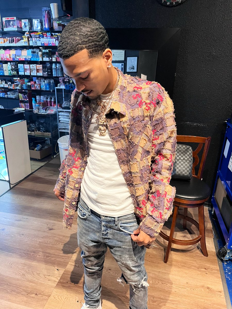 LilCedHT's tweet photo. Da Biggest 👺 https://t.co/GBPd9cHCCH