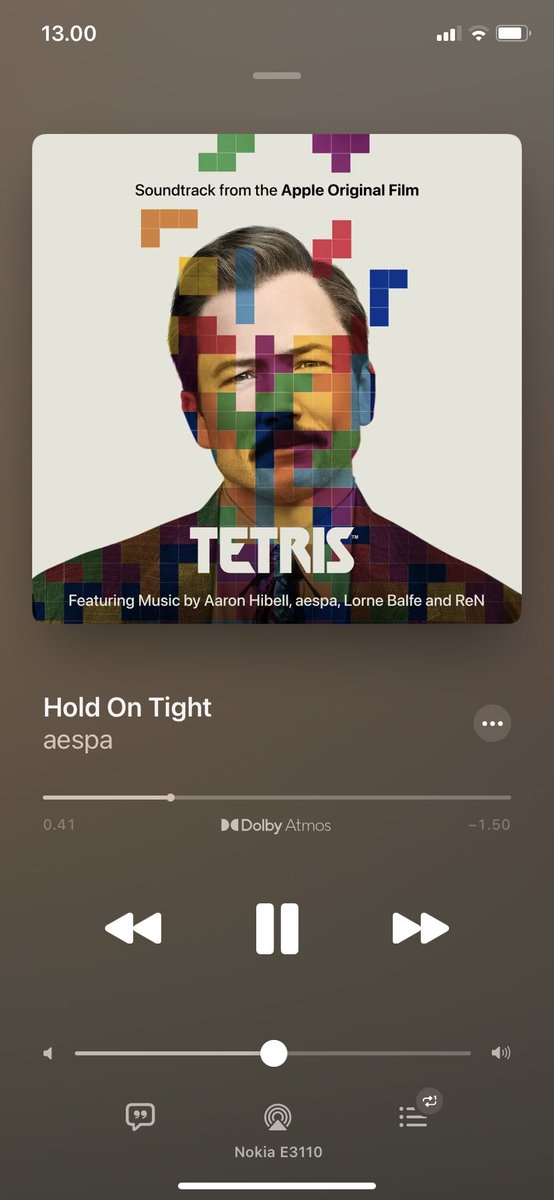 winterstype's tweet photo. listening to one of their best discographies https://t.co/lD7ybEI9ay