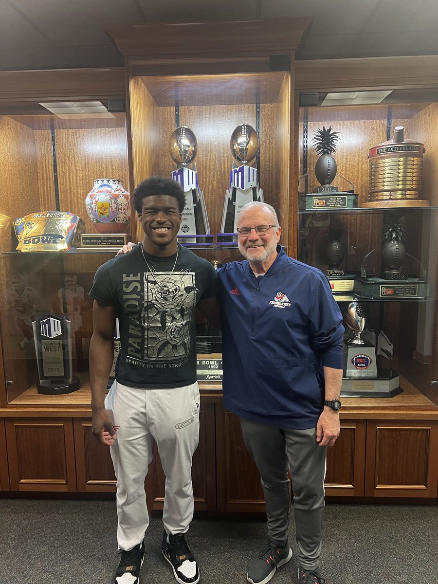 Jaylen Jones tweet media