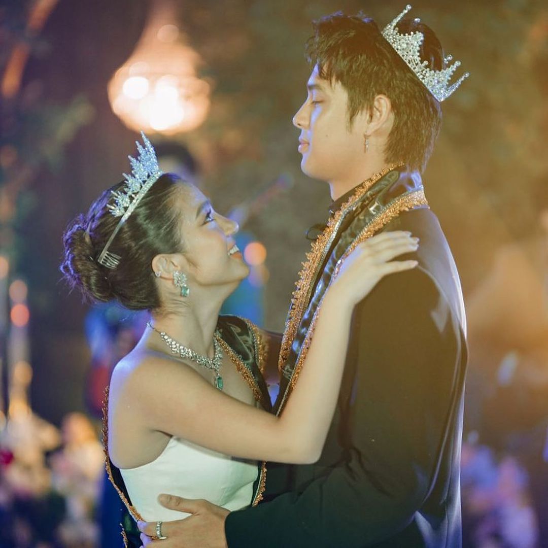 DonBelle0528's tweet image. Walang mag momove on 😭🖤❤️

#PromKing #PromQueen #DonBelle #DonnyPangilinan #BelleMariano #StarMagicalProm2023