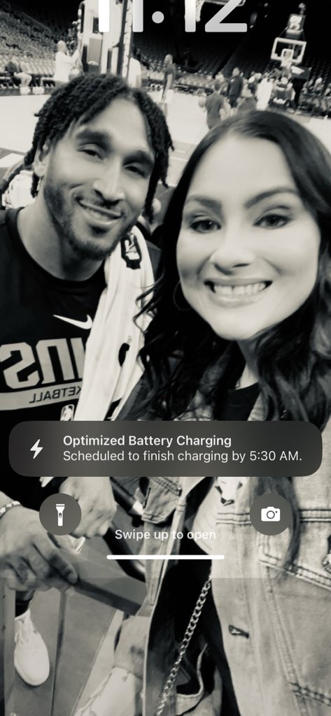 bballheaz's tweet photo. Eeekkkk less than a week until I get to see the guys again ♥️ #iloveish #suns @Wainright24 #mylockscreen #maybeillbeluckytogetapicwithbooktoo! https://t.co/u9mjRkKkAu