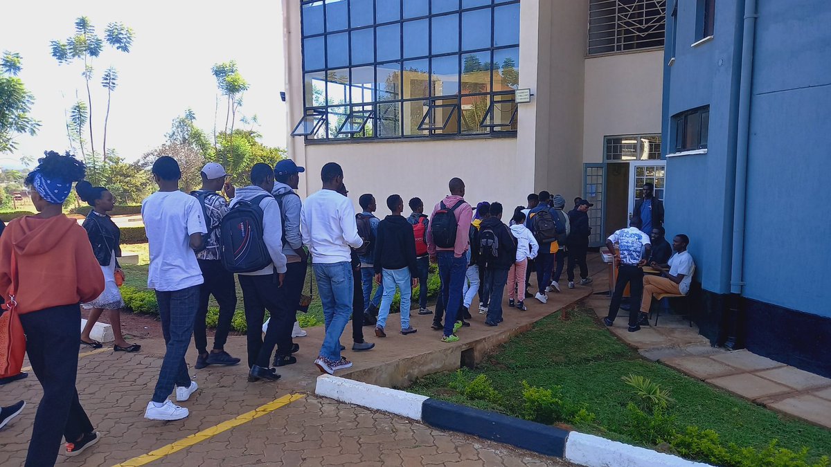 csokimathi's tweet photo. Gooood Morning 🌅🥳

Morning Update 🤗

The D-day is here and @KaratinaUniv has just landed at @DeKUTkenya for the @Africastalking's Mini-Summit and #Hackathon 🔥

Where you at? 😁 

Looking forward to hosting you 💫

cc: @m_k_global, @ElarianHq, @getpostman https://t.co/FexuFfSija