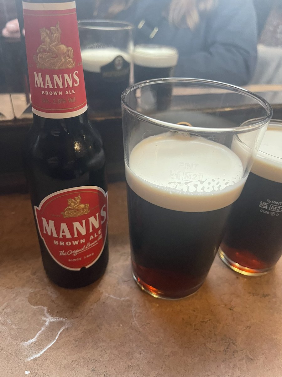 Fun night in the Pool with @_noveltyisland @ostrichtheband a legendary Brown Mix (not a band) and Food in China Town (good name for a band but not a band) #weloveliverpool