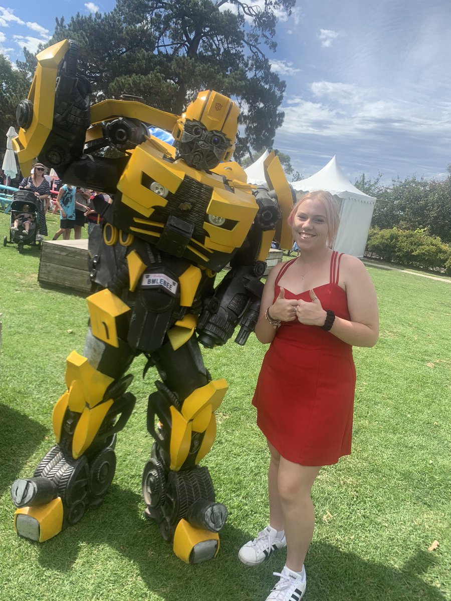 My new bestie! @transformers #bumblebee #caseykidscarnival @CityOfCasey