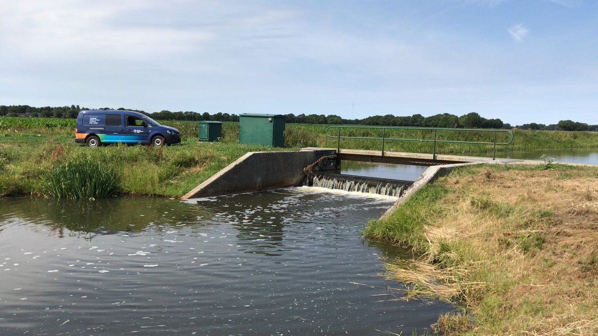 WDODelta's tweet photo. Vandaag begint het groeiseizoen. Een vraag die de afgelopen jaren na de droge zomers dan direct opkomt is: hoe staat het met de grondwaterstanden? Hoe dat zit lees je in dit bericht: https://t.co/l3Z1mA6HoQ #droogte #grondwater https://t.co/wAFR2jRe1g