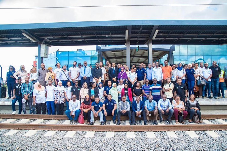 date_africa's tweet photo. 📷Tanzania : Visit of Government Information, Relations and Communication Officers in the Modern Train Project (SGR) in Dar es Salaam today March 31, 2023.
#utdatanzania #utdainfo #utdaswahili #utdatrc #utdasgr #utdadar_es_salaam https://t.co/j7DnPRhh0e