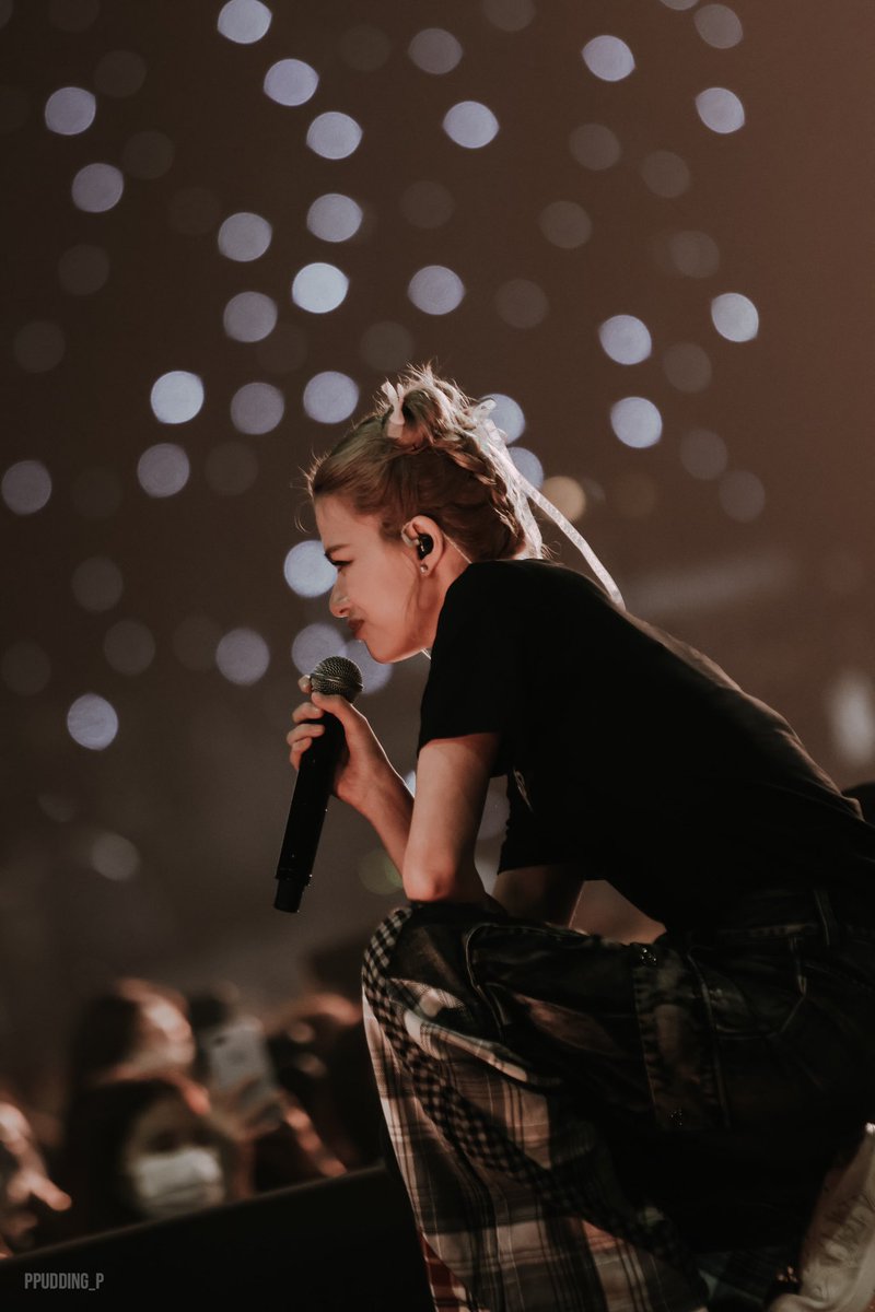 beckyfanclubph_'s tweet photo. #ProudOfYouBecky has now surpassed 200K tweets and still trending worldwide!

Peaks:
#3 Worldwide
#1 Philippines
#1 Thailand
#1 Brazil
#1 Mexico
#1 Indonesia
#1 Malaysia
#1 Vietnam
#1 Singapore
#1 Taiwan
#1 Hong Kong SAR China
#2 Peru
#3 Colombia
#3 South Korea
#9 Argentina https://t.co/NUG5T4ymK6