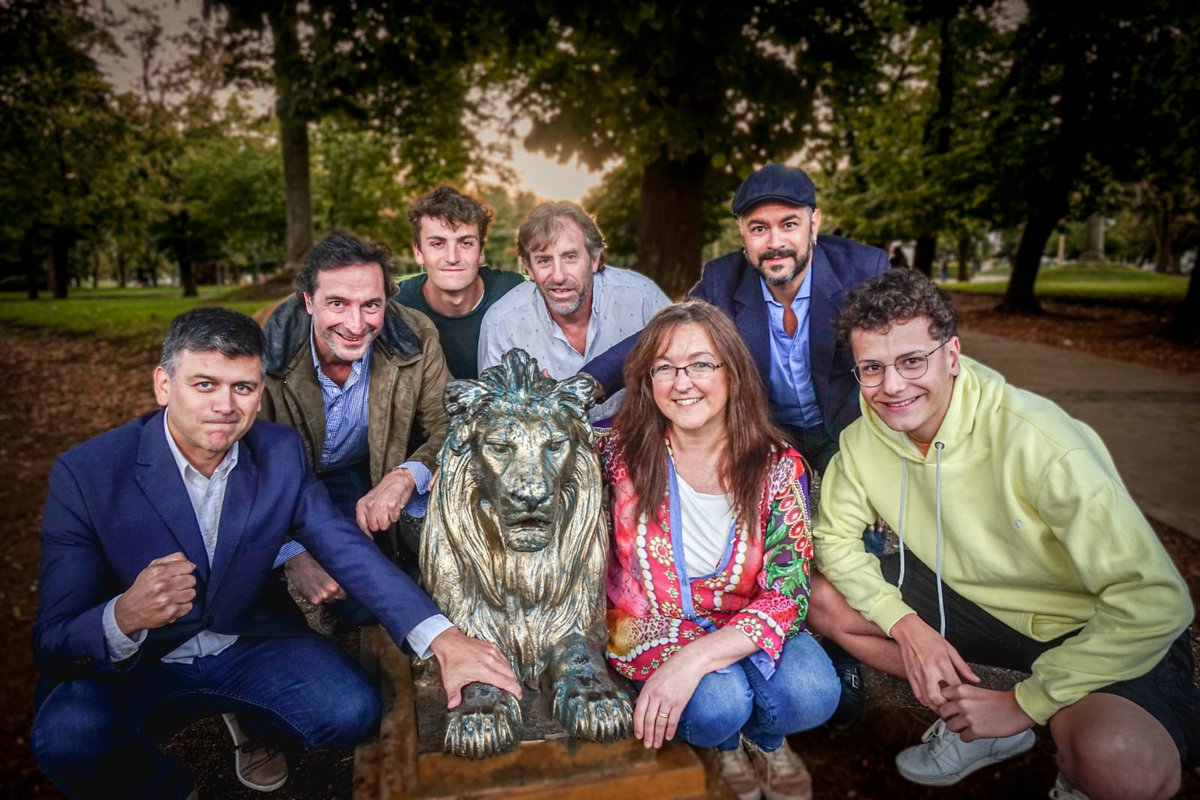 PDPbaQuinta's tweet photo. En Tandil, Hay equipo trabajando para que Argentina sea grande otra vez.
@JMilei 
@VickyVillarruel 
@PDBairesAr https://t.co/6pfQcoIabG