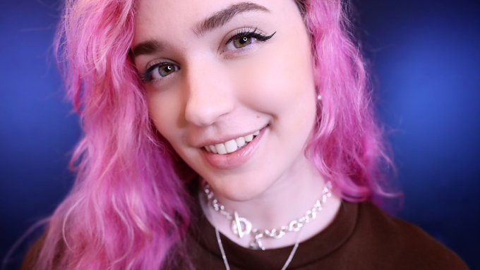 New #ASMR video!!   ASMR | Can i get super close &amp; help you relax? ♡   https://t.co/3sFClT126s https://t<a href="/tag/asmr"class="tags">#ASMR</a>