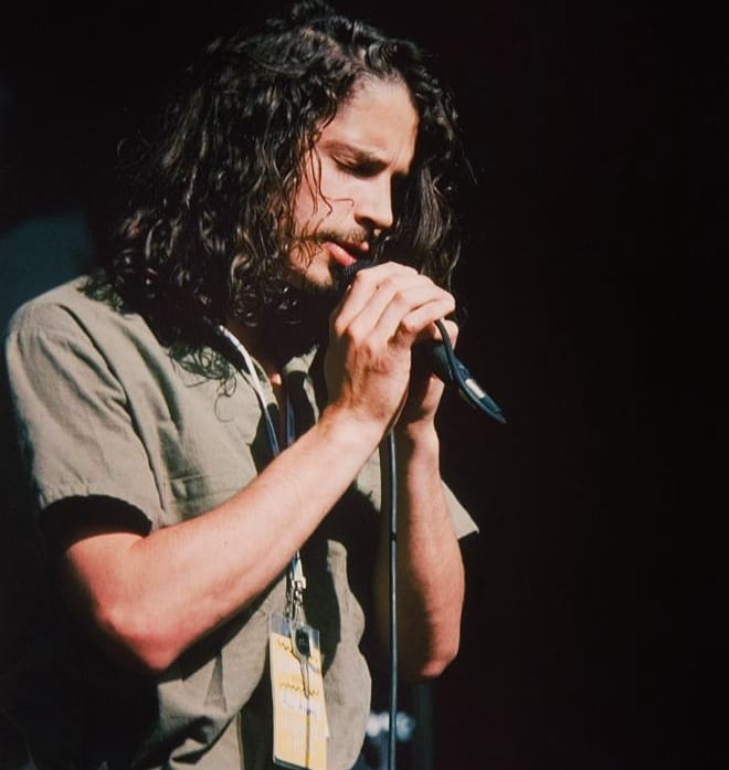 crockpics's tweet photo. Chris Cornell at Lollapalooza, 1992. Photo by Henry Diltz. https://t.co/roDL9D7vsc