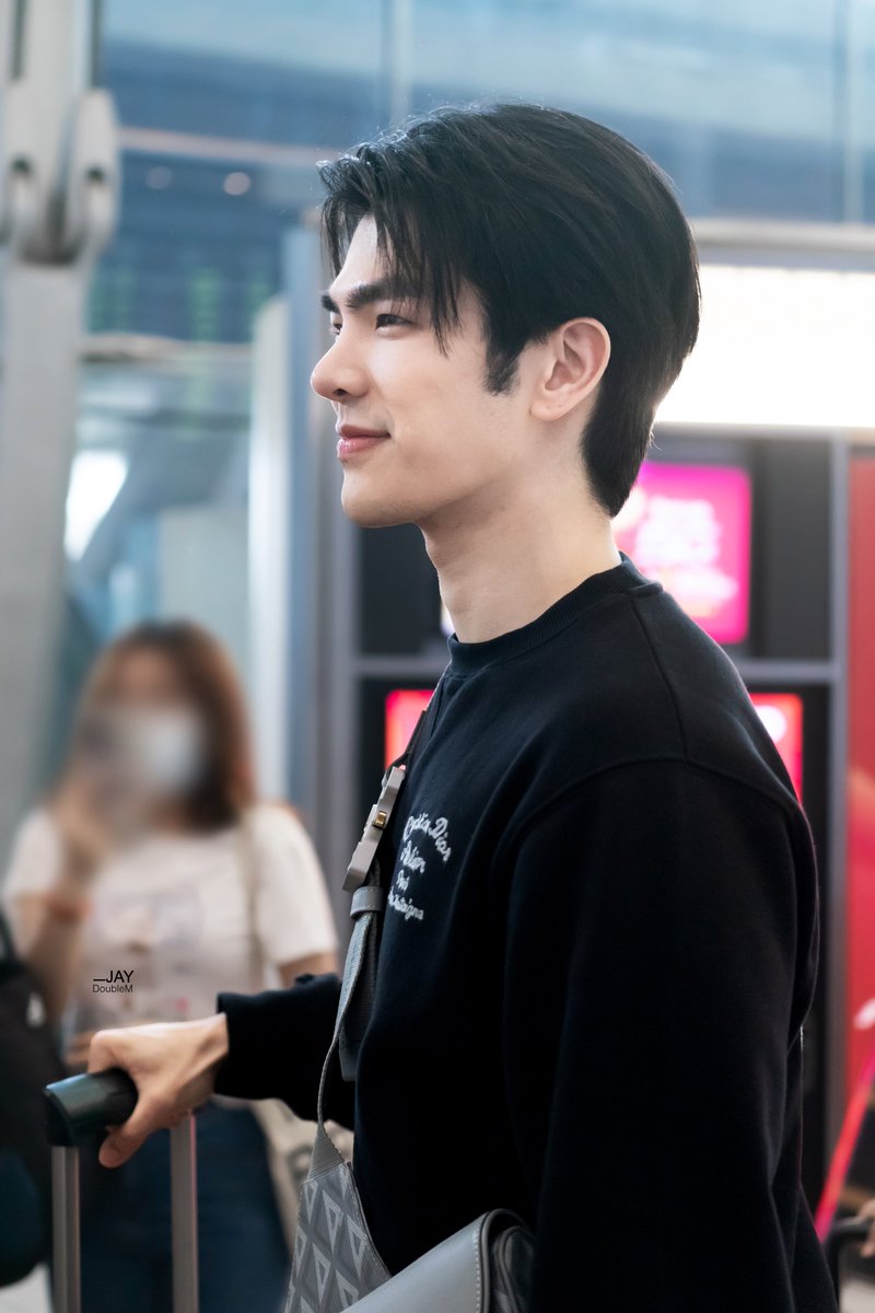 jaydouble_m's tweet photo. ความน่ารักยามเช้า😸⛅️

 #MilePhakphum @milephakphum https://t.co/fksgUuQw2L