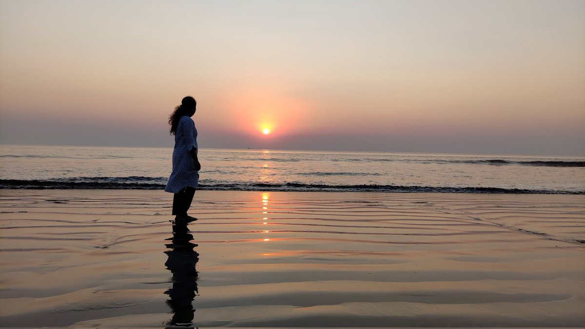 harrybandbe's tweet image. Show us a picture of a sunset shot on your phone!
#sunset #oldpic #pocoX3