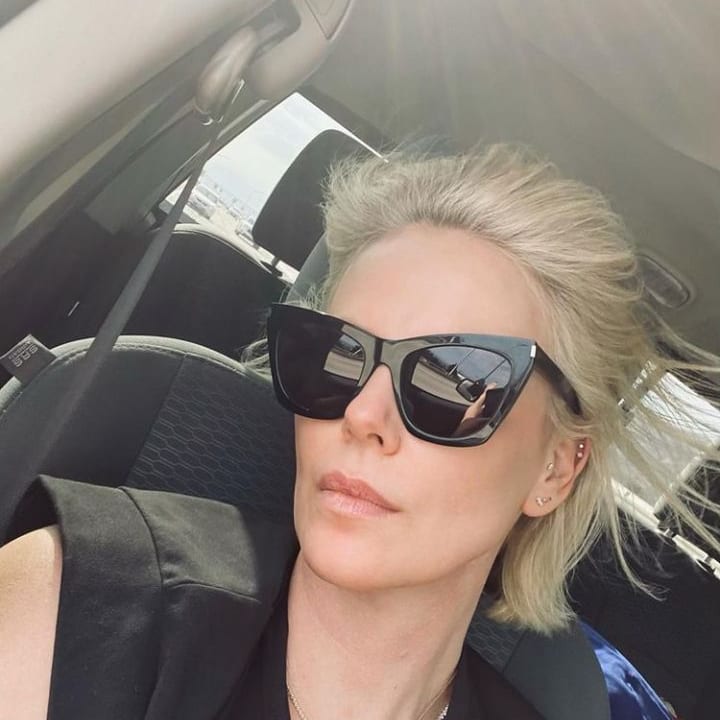 Charlizect's tweet image. 