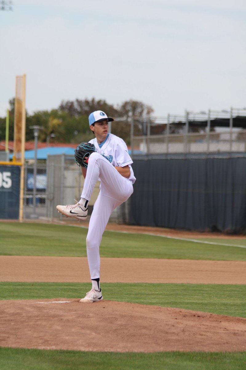 Corona del Mar HS Baseball tweet media