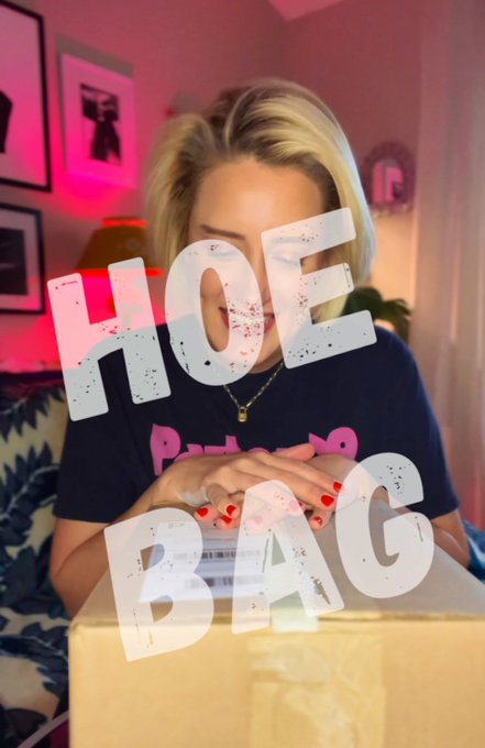 My new Onlyfans series, Hoe Bag! Free for subscribers 💓 Unboxing + lingerie fashion show! https://t.co/7DX4E7L3gQ<a href="/tag/realloyalfans"class="tags"><span>#realloyalfans</span></a>