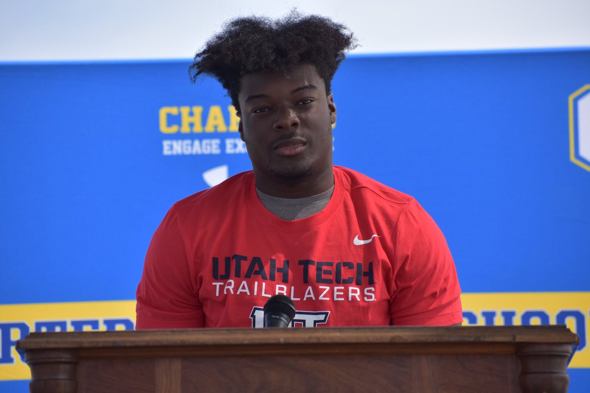 Thank you all for coming out today. I appreciate everyone who helped me get to where I am now and I cannot wait for what's to come!" 
<a href="/LaVarArrington/">LaVar Leap Arrington</a> <a href="/COHSFootball/">Charter Oak Football</a> <a href="/UtahTechFB/">Utah Tech Football</a> #UtahTechBlazers #OneCOFamily