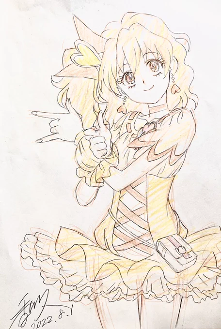 すっかり最近描いてないこの…月が変わってシリーズですが去年の8月と10月に描いたのを並べて…パインちゃんと並べるとしたらどっちかと言うとゲッター3だったな…そういやぁゲッター3描いてないや 