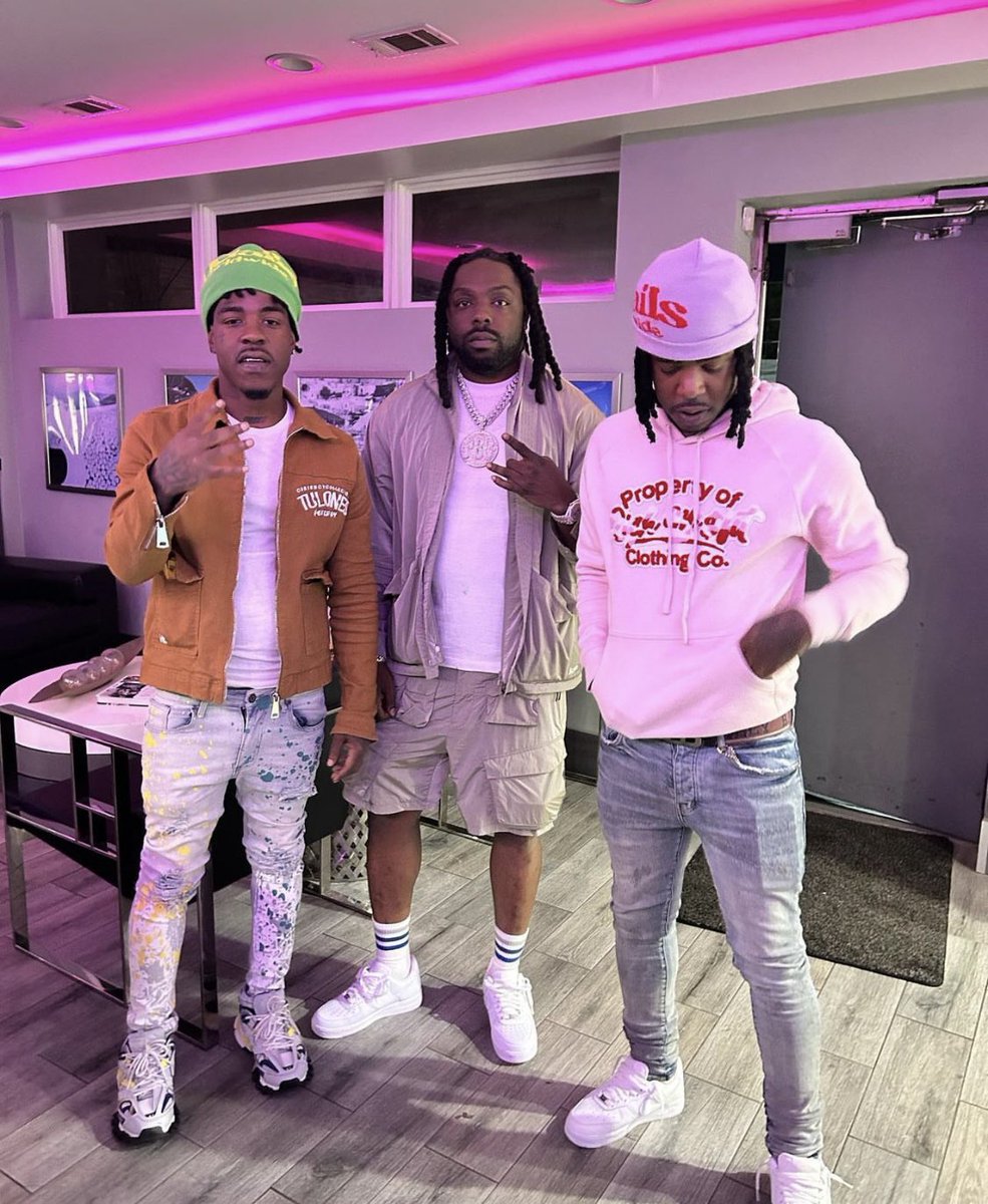 RichMisfitCEO's tweet photo. Congratulations @AmgTwinz  🦅🦅🦅 @FREEBANDGANG @youngscooter https://t.co/7HYd7PAqTq